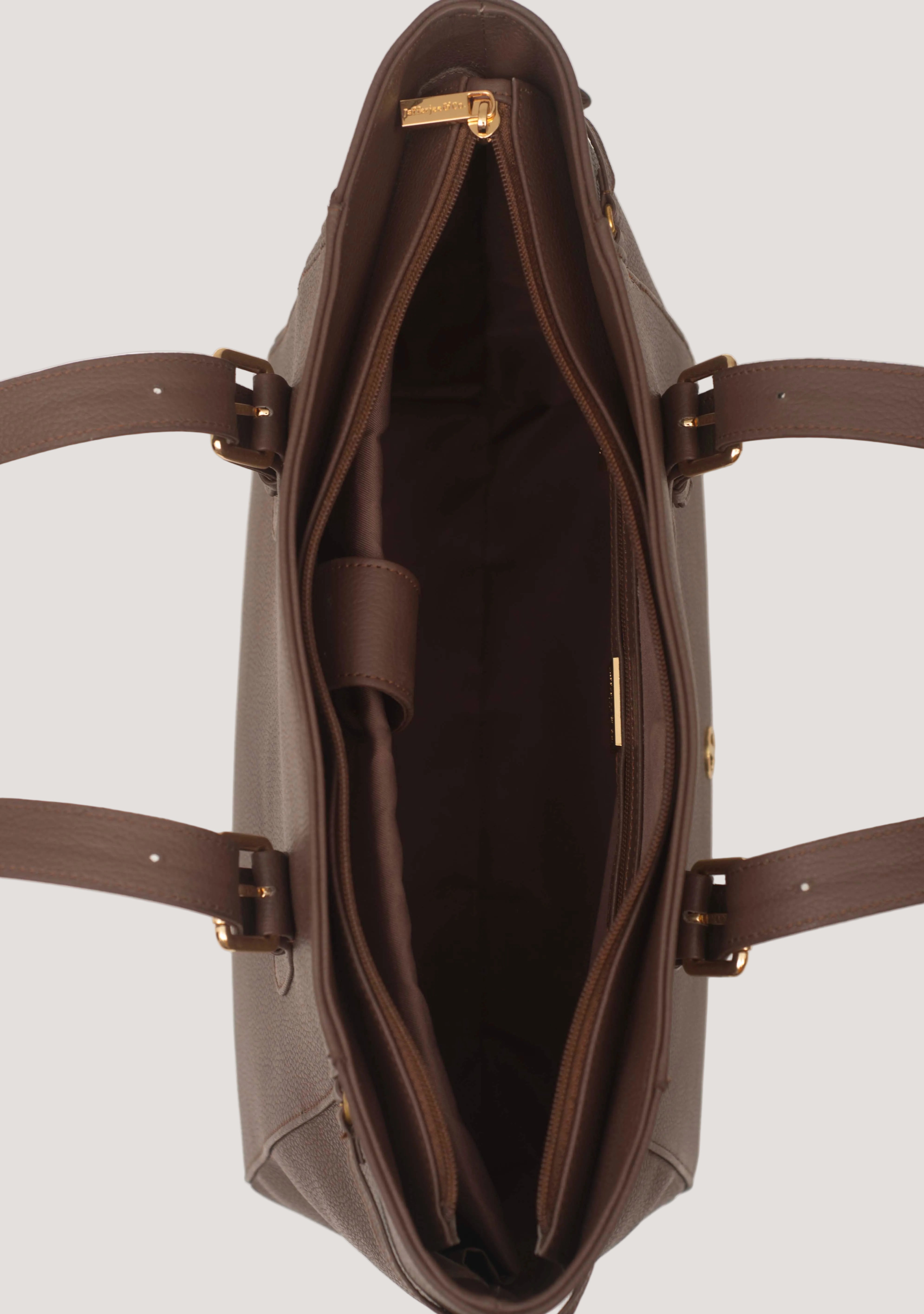 General Tote Madora