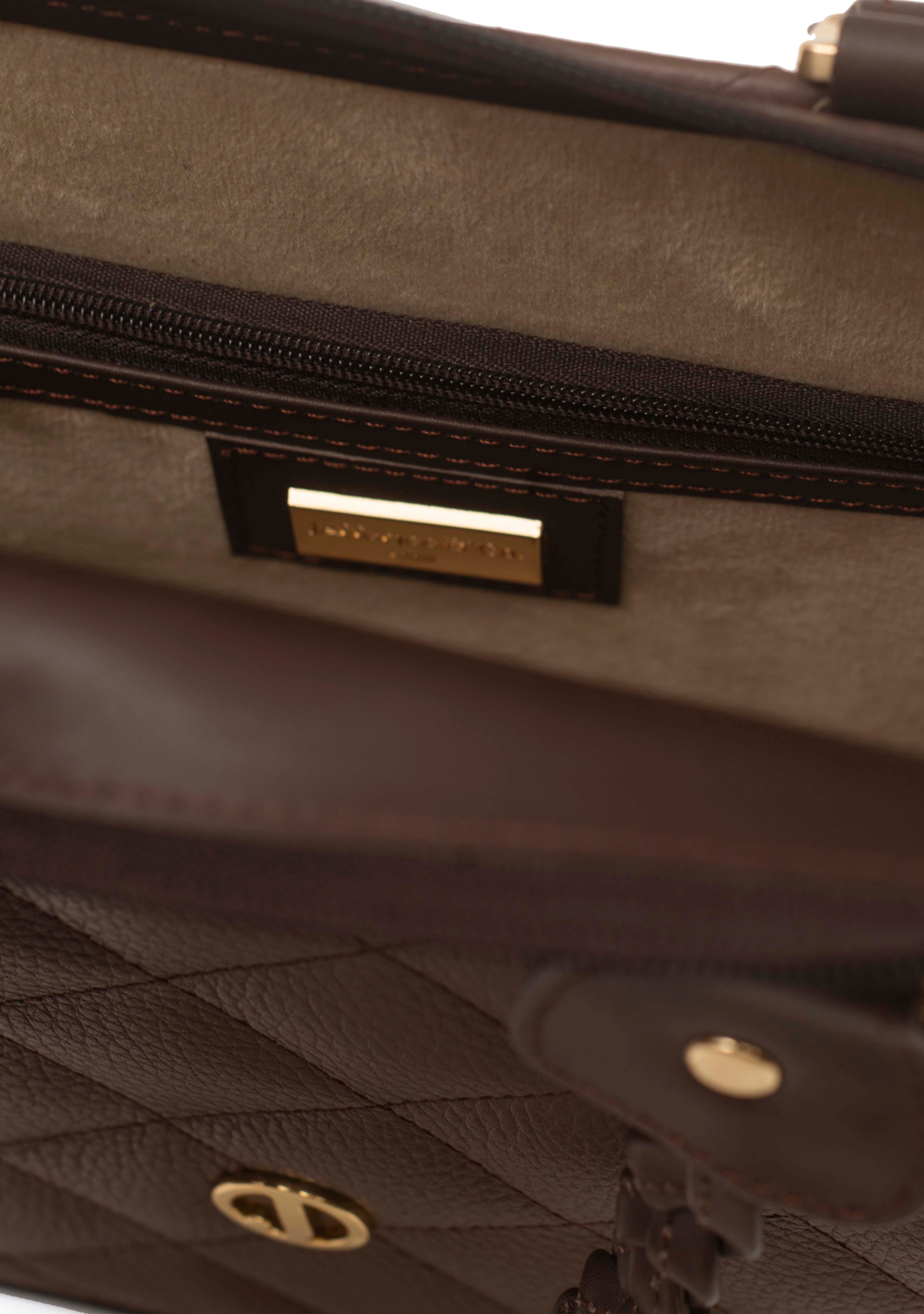 Quilted Box Madora