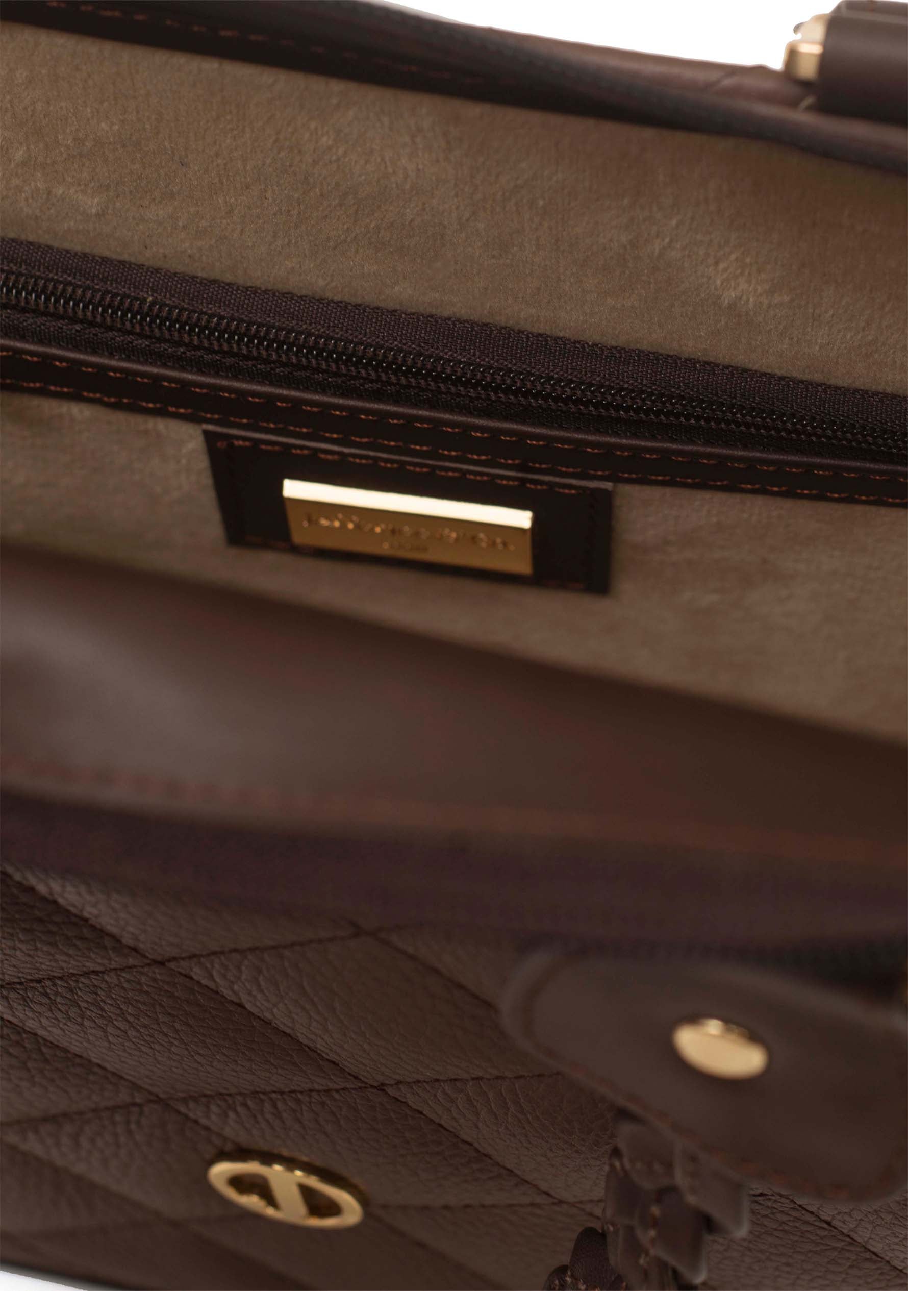 Quilted Box Madora